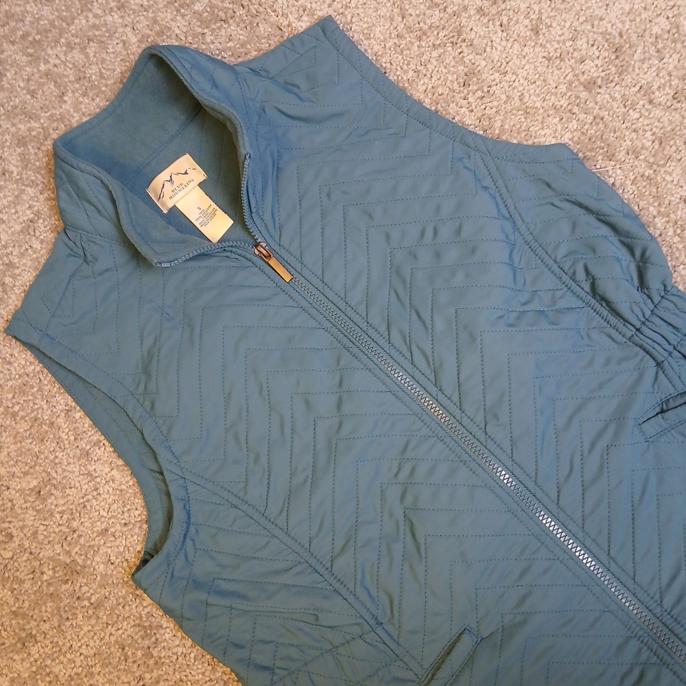 Blue Mountain Women Quilted Puffer Vest Teal Blue Chevron Fleece Lined Small